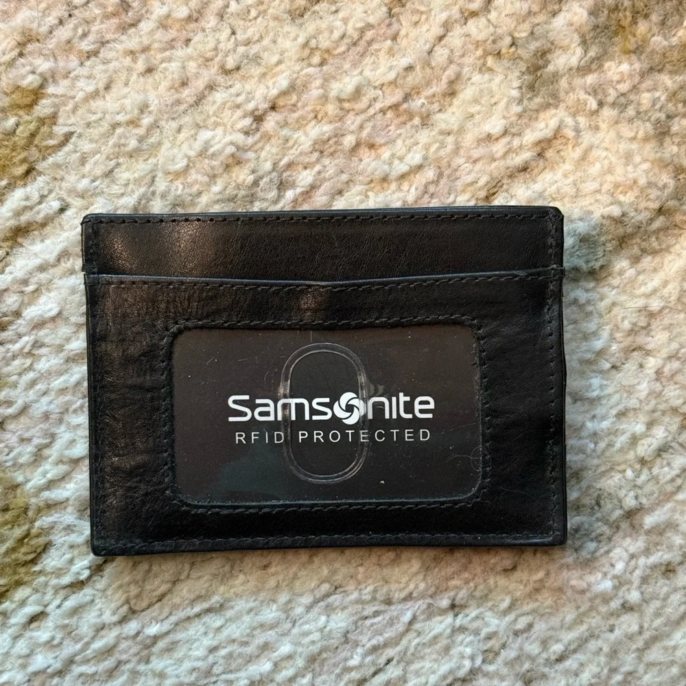 Samsonite Black Leather RFID Protected Card Holder Money Clip